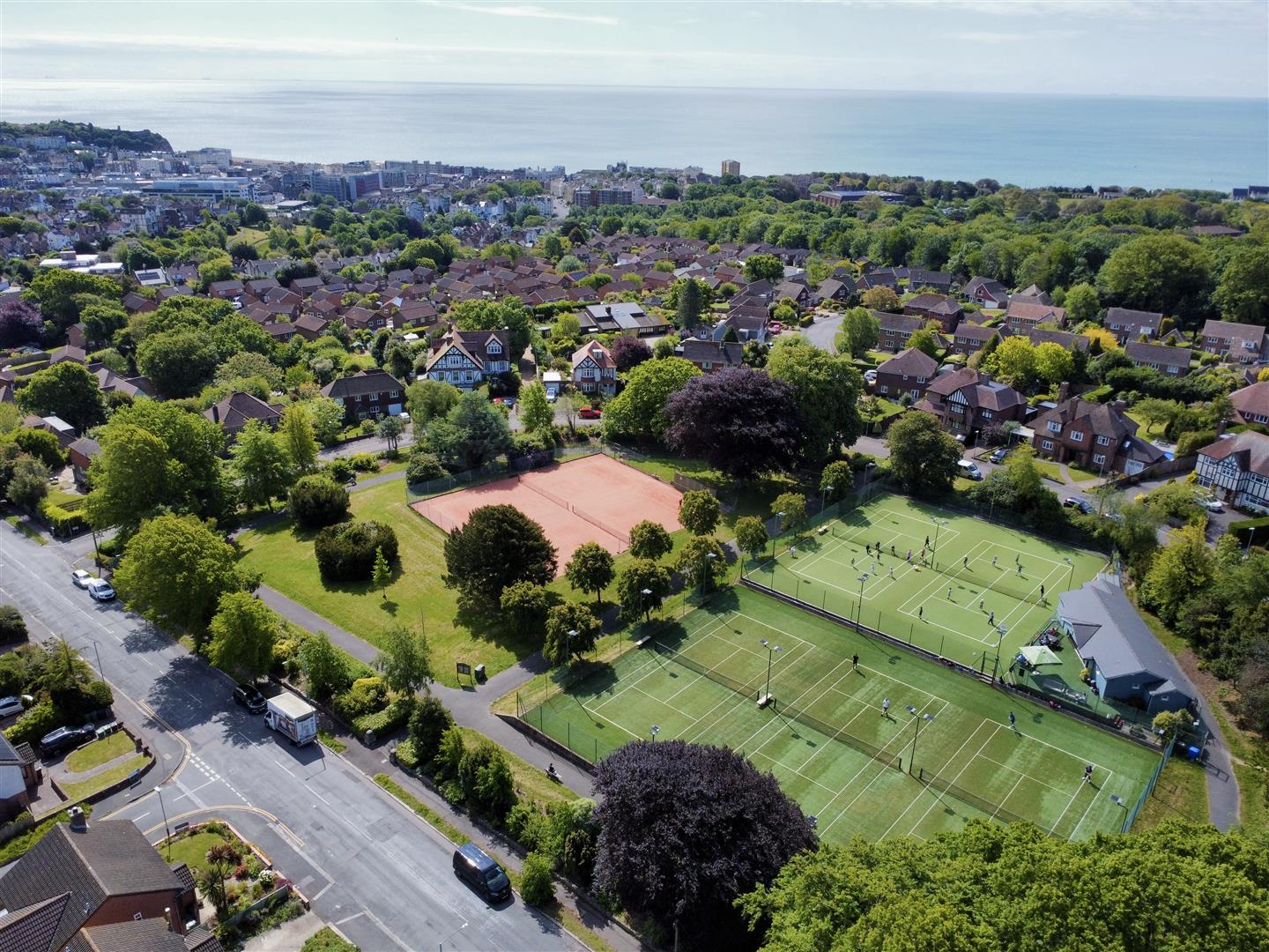 5 bed property in Amherst Gardens, Hastings